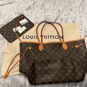 Louis Vuitton Neverfull MM Tote